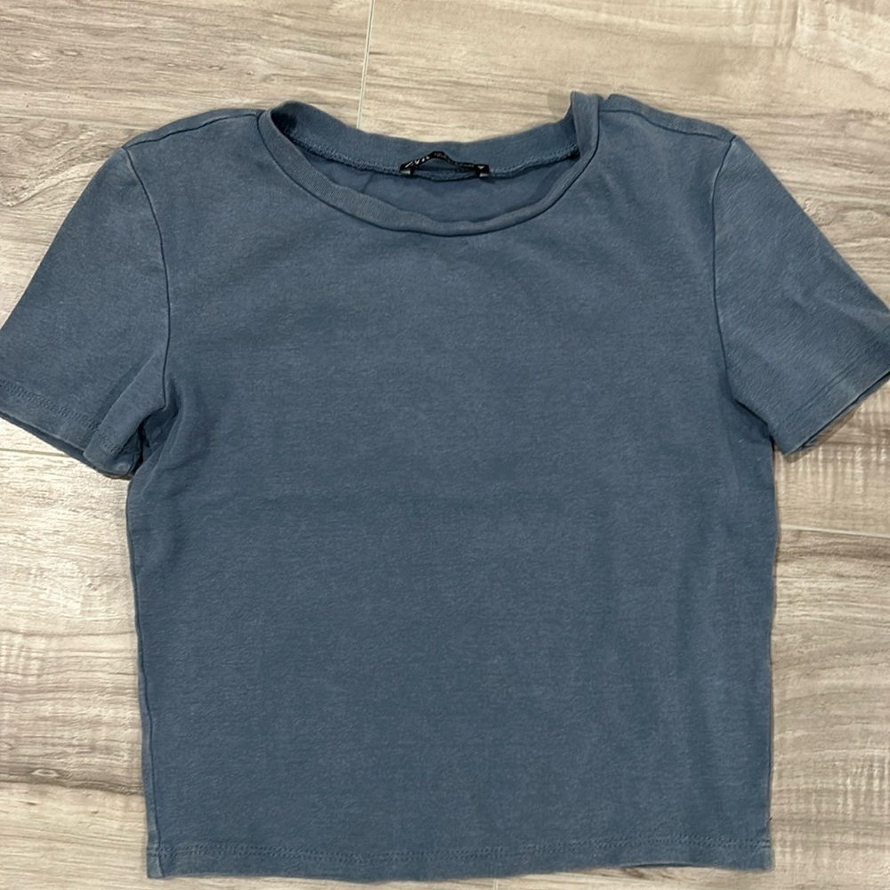 Zara crop top size small